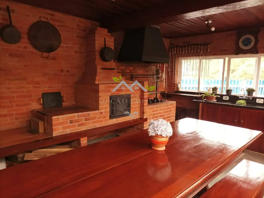 Foto 6 de Casa com 5 quartos à venda, 130m2 em Campos Do Jordao - SP