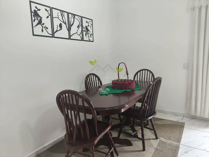 Foto 4 de Casa com 2 quartos à venda, 210m2 em Campos Do Jordao - SP