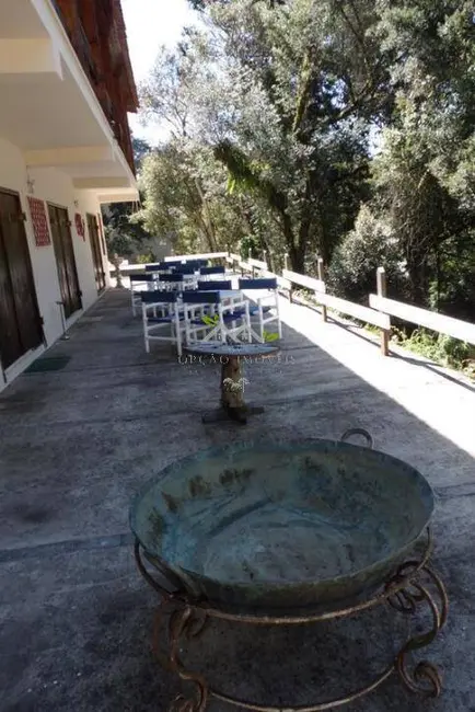 Foto 3 de Casa com 4 quartos à venda, 375m2 em Campos Do Jordao - SP