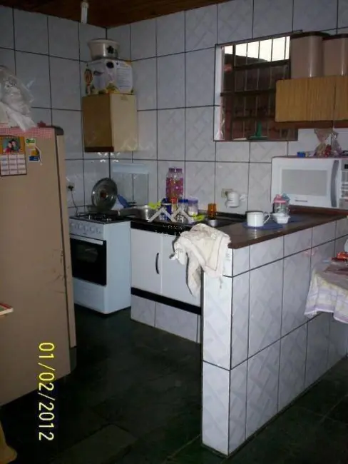 Casa com 3 quartos à venda, 50m2 em Campos Do Jordao - SP - imagem 3 Foto 3 de Casa com 3 quartos à venda, 50m2 em Campos Do Jordao - SP