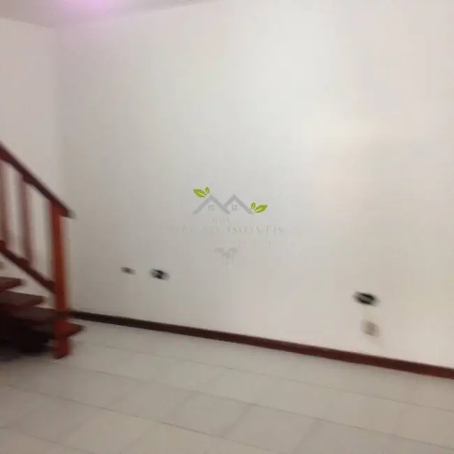 Foto 9 de Sobrado com 3 quartos à venda, 138m2 em Campos Do Jordao - SP