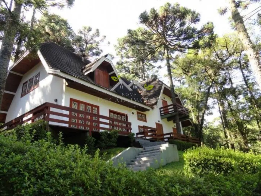 Casa de Condomínio com 5 quartos à venda, 300m2 em Campos Do Jordao - SP - imagem 3 Foto 3 de Casa de Condomínio com 5 quartos à venda, 300m2 em Campos Do Jordao - SP
