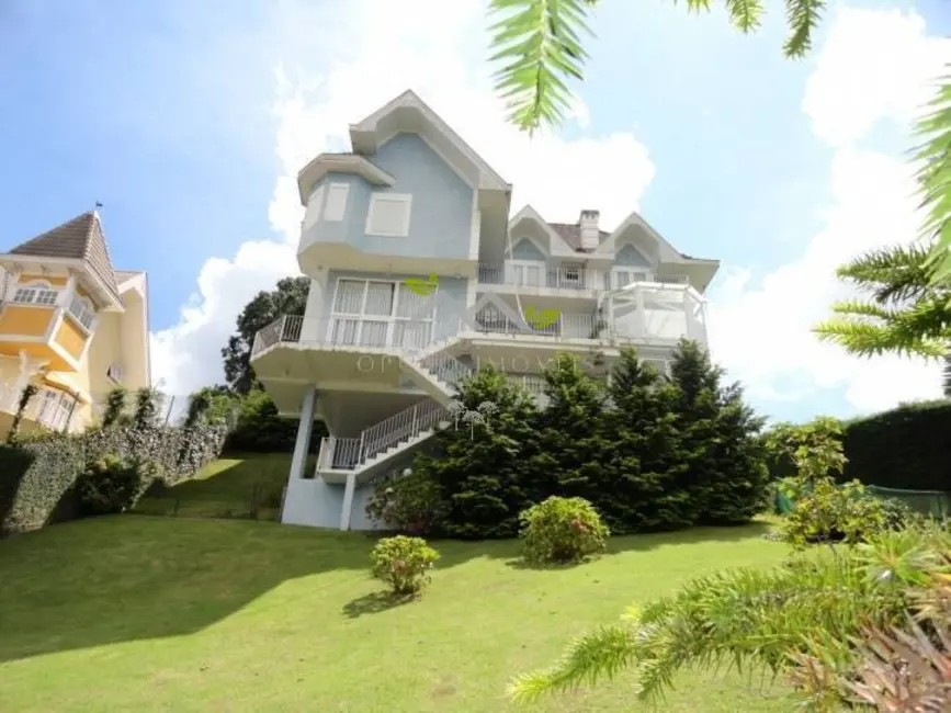 Casa de Condomínio com 4 quartos à venda, 300m2 em Campos Do Jordao - SP - imagem 2 Foto 2 de Casa de Condomínio com 4 quartos à venda, 300m2 em Campos Do Jordao - SP