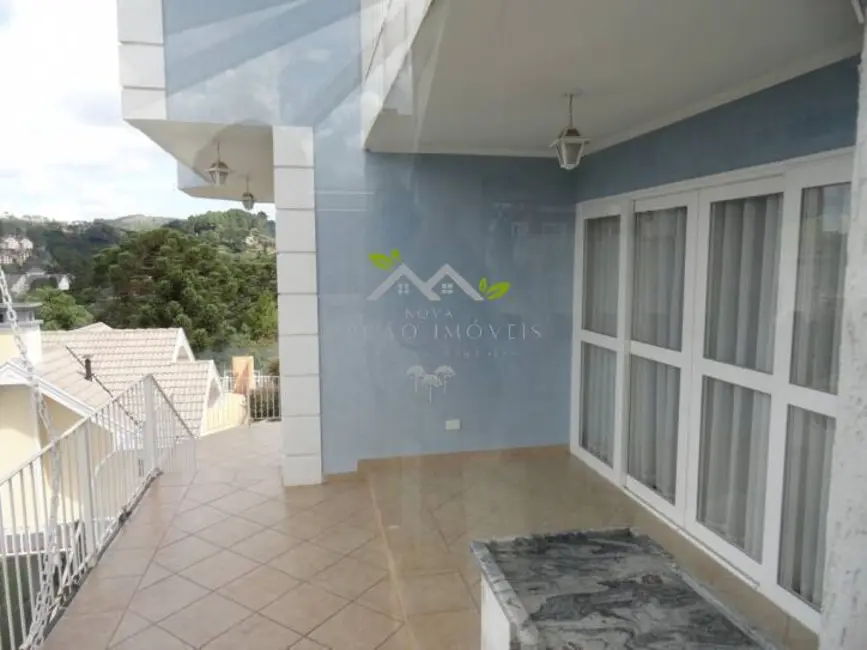 Casa de Condomínio com 4 quartos à venda, 300m2 em Campos Do Jordao - SP - imagem 9 Foto 9 de Casa de Condomínio com 4 quartos à venda, 300m2 em Campos Do Jordao - SP