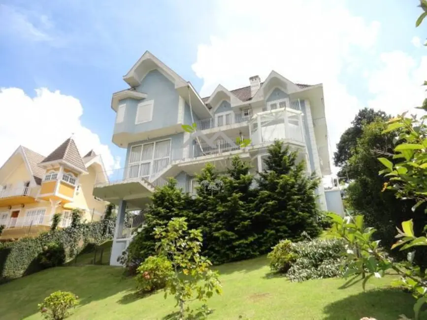 Casa de Condomínio com 4 quartos à venda, 300m2 em Campos Do Jordao - SP - imagem 1 Foto 1 de Casa de Condomínio com 4 quartos à venda, 300m2 em Campos Do Jordao - SP