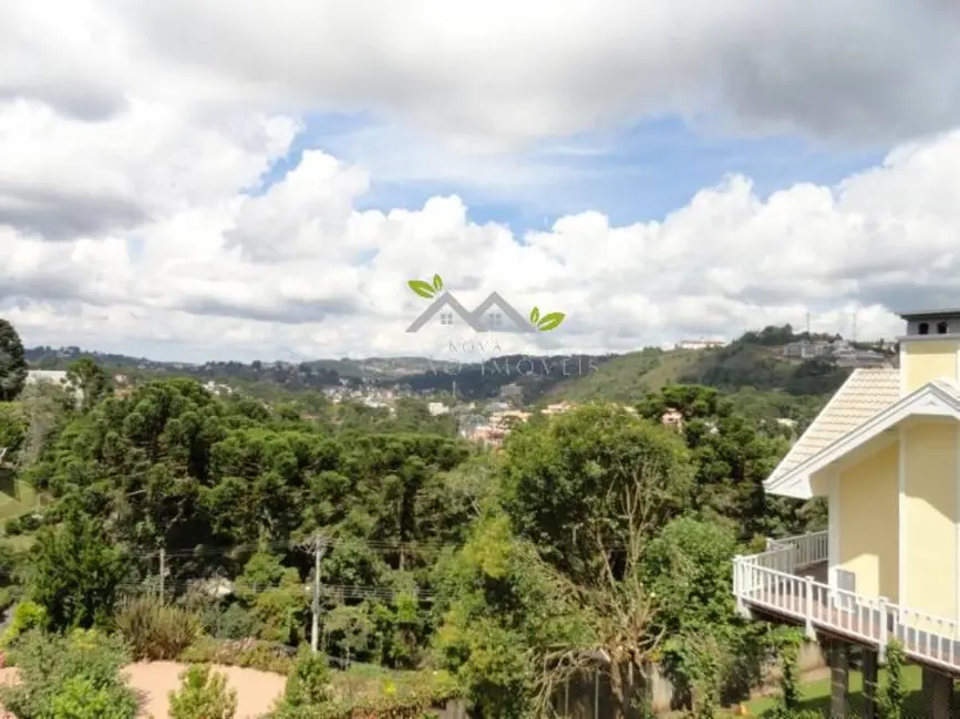 Casa de Condomínio com 4 quartos à venda, 300m2 em Campos Do Jordao - SP - imagem 8 Foto 8 de Casa de Condomínio com 4 quartos à venda, 300m2 em Campos Do Jordao - SP