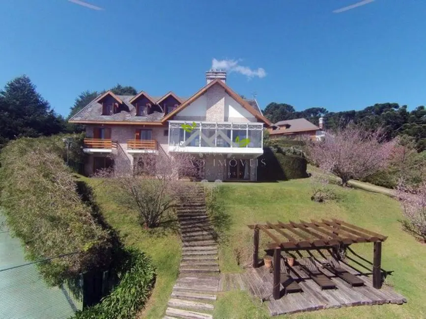 Foto 3 de Casa com 6 quartos à venda, 1000m2 em Campos Do Jordao - SP