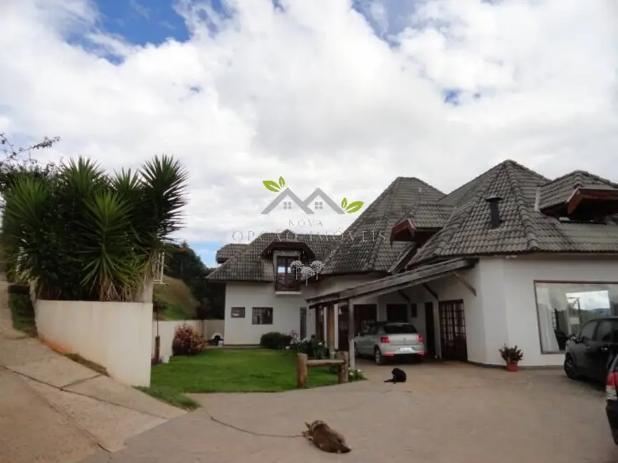 Foto 2 de Casa com 5 quartos à venda, 500m2 em Campos Do Jordao - SP