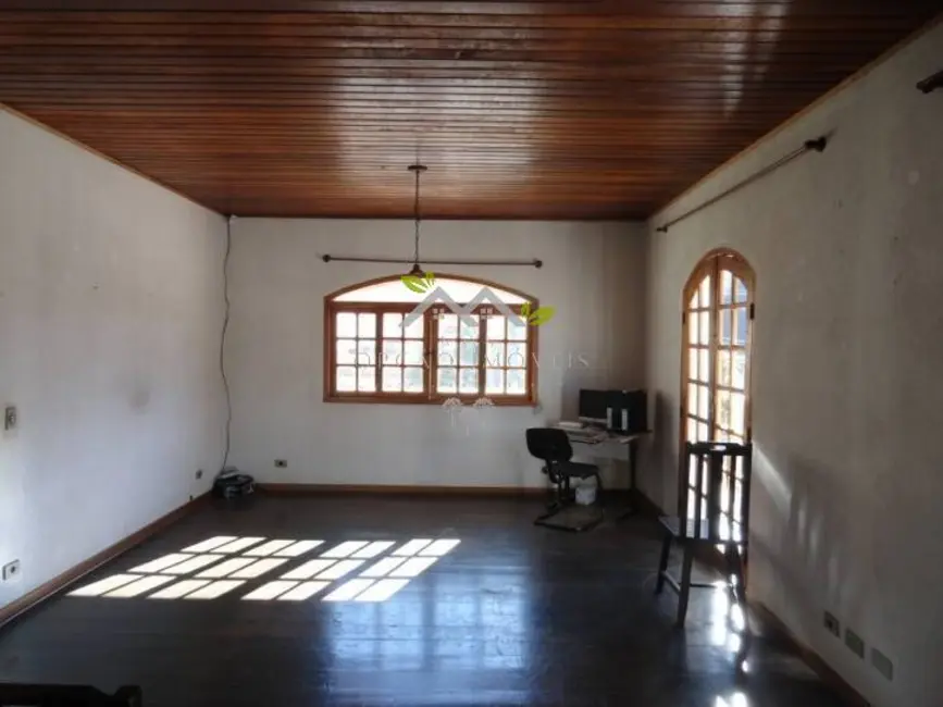 Sala Comercial com 3 quartos à venda, 600m2 em Campos Do Jordao - SP - imagem 4 Foto 4 de Sala Comercial com 3 quartos à venda, 600m2 em Campos Do Jordao - SP