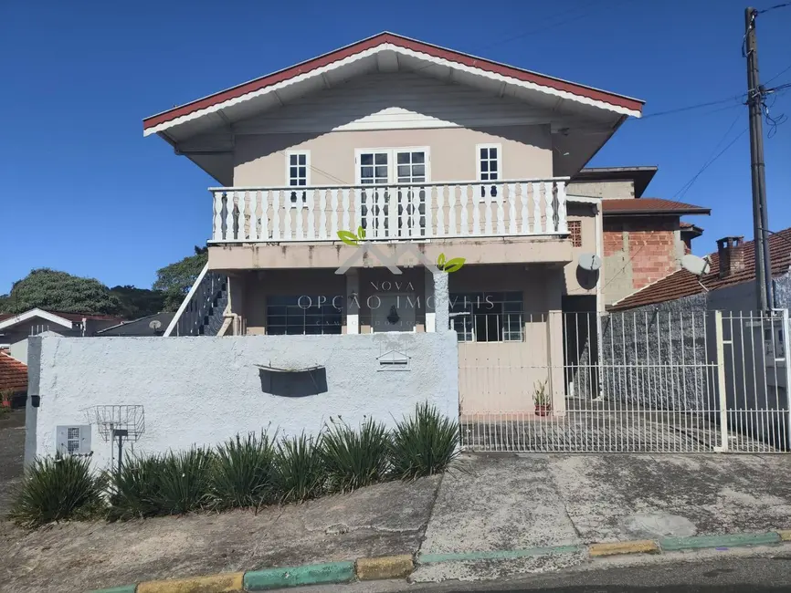 Foto 1 de Casa com 2 quartos à venda, 200m2 em Campos Do Jordao - SP