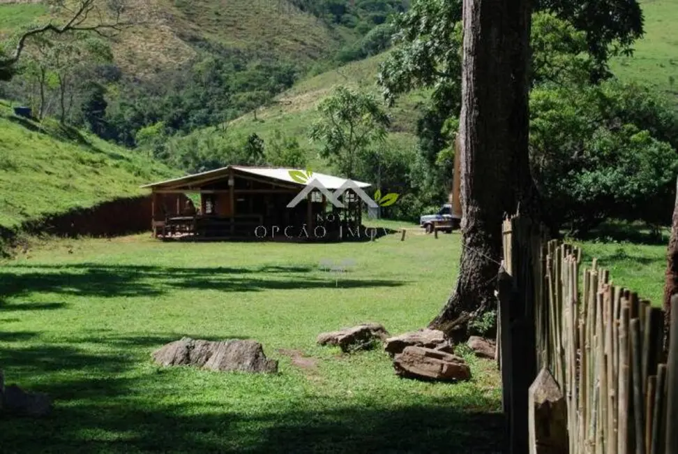 Foto 1 de Sítio / Rancho com 1 quarto à venda, 200m2 em Taubate - SP