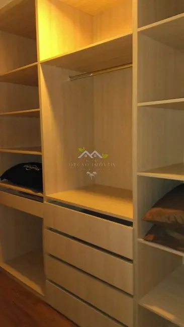 Foto 8 de Casa com 3 quartos à venda, 596m2 em Santo Antonio Do Pinhal - SP