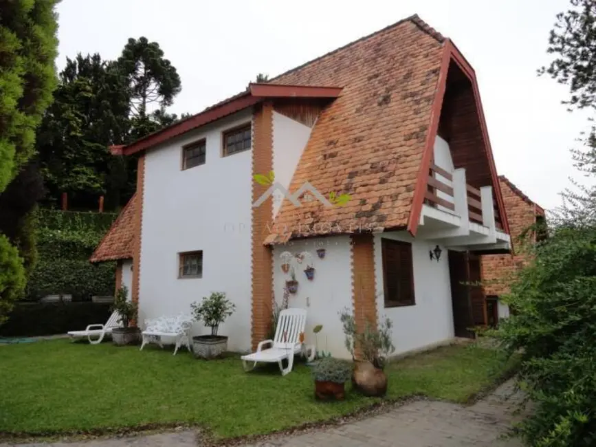 Foto 3 de Casa de Condomínio com 6 quartos à venda, 287m2 em Campos Do Jordao - SP