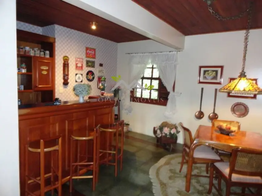 Foto 6 de Casa de Condomínio com 6 quartos à venda, 287m2 em Campos Do Jordao - SP