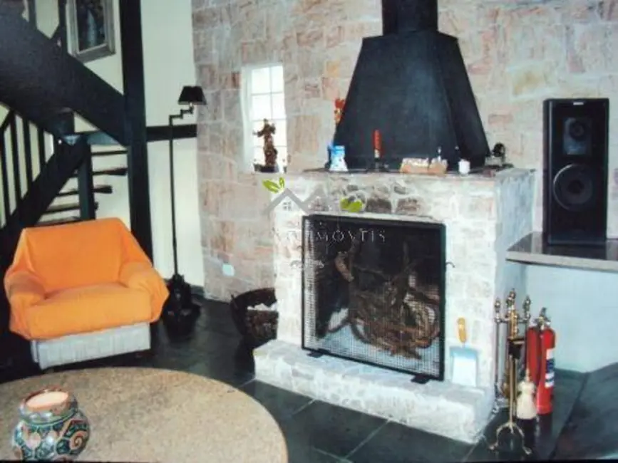 Foto 8 de Casa com 5 quartos à venda, 360m2 em Campos Do Jordao - SP