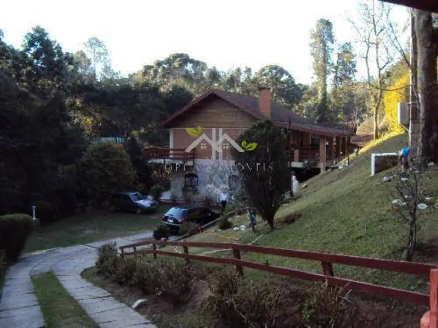 Foto 2 de Casa com 3 quartos à venda, 554m2 em Campos Do Jordao - SP