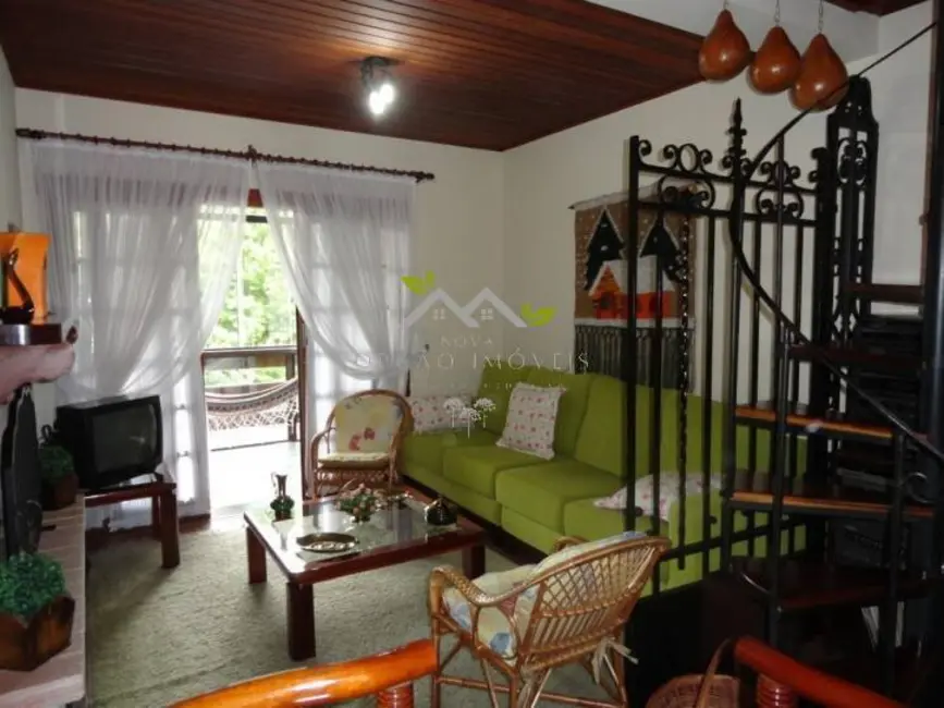 Apartamento com 3 quartos à venda, 120m2 em Campos Do Jordao - SP - imagem 5 Foto 5 de Apartamento com 3 quartos à venda, 120m2 em Campos Do Jordao - SP