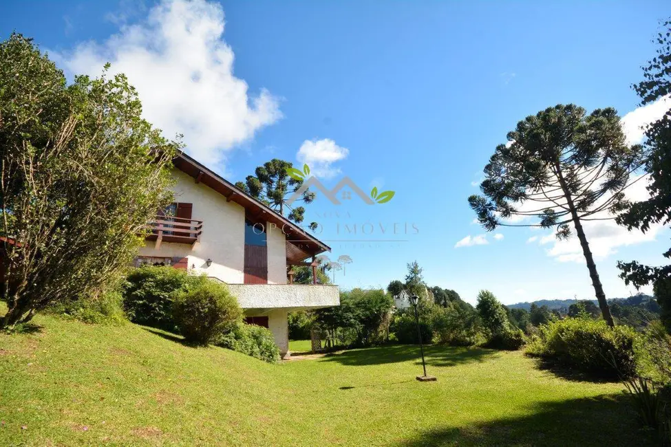 Foto 1 de Casa com 4 quartos à venda, 392m2 em Campos Do Jordao - SP