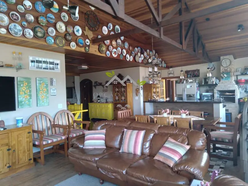 Foto 6 de Casa com 3 quartos à venda, 245m2 em Campos Do Jordao - SP