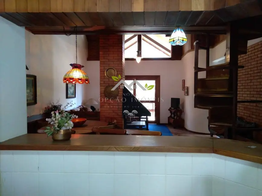 Foto 9 de Apartamento com 6 quartos à venda e para alugar, 198m2 em Campos Do Jordao - SP