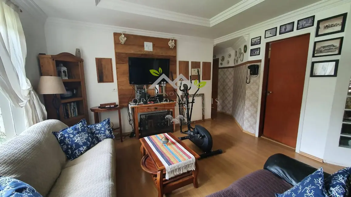 Foto 5 de Casa com 10 quartos à venda, 550m2 em Campos Do Jordao - SP