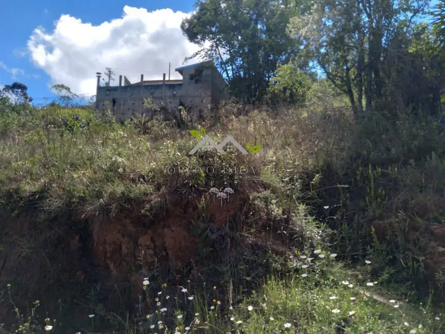 Foto 3 de Terreno / Lote à venda, 328m2 em Campos Do Jordao - SP