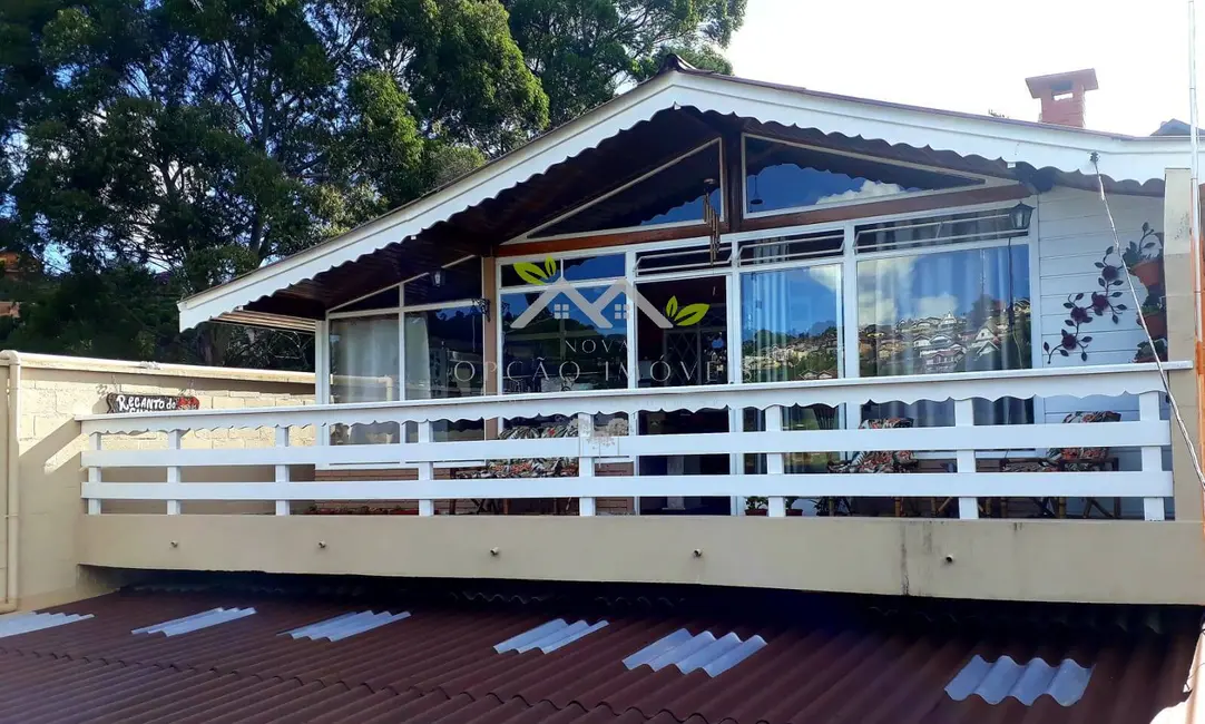 Foto 1 de Casa com 3 quartos à venda, 262m2 em Campos Do Jordao - SP