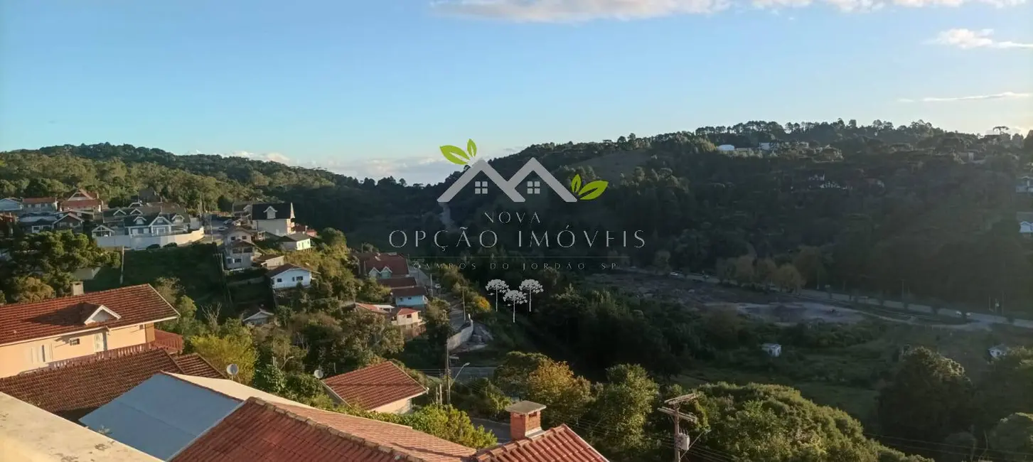 Foto 2 de Casa com 3 quartos à venda, 220m2 em Campos Do Jordao - SP