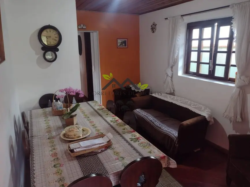 Foto 9 de Casa com 3 quartos à venda, 119m2 em Campos Do Jordao - SP