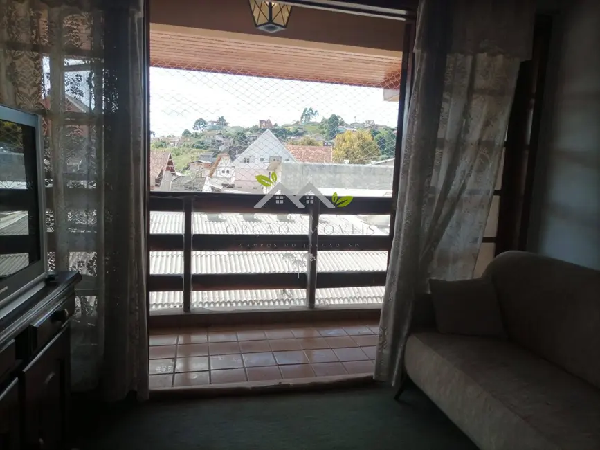 Foto 3 de Apartamento com 3 quartos à venda, 105m2 em Vila Abernéssia, Campos Do Jordao - SP