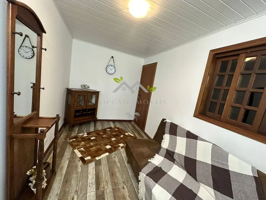 Foto 9 de Casa com 3 quartos à venda, 222m2 em Campos Do Jordao - SP