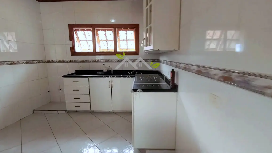 Foto 9 de Casa com 1 quarto à venda, 248m2 em Campos Do Jordao - SP