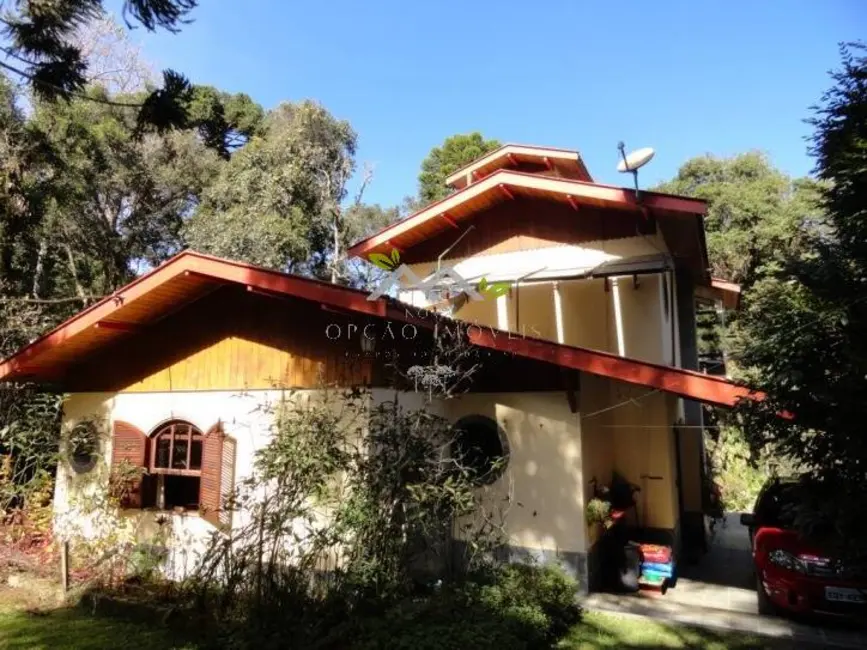 Foto 2 de Casa com 3 quartos à venda, 196m2 em Campos Do Jordao - SP