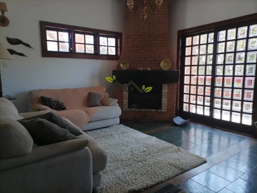 Foto 7 de Casa com 4 quartos à venda, 300m2 em Campos Do Jordao - SP