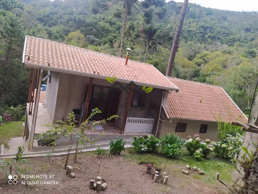 Foto 4 de Casa com 2 quartos à venda, 135m2 em Campos Do Jordao - SP