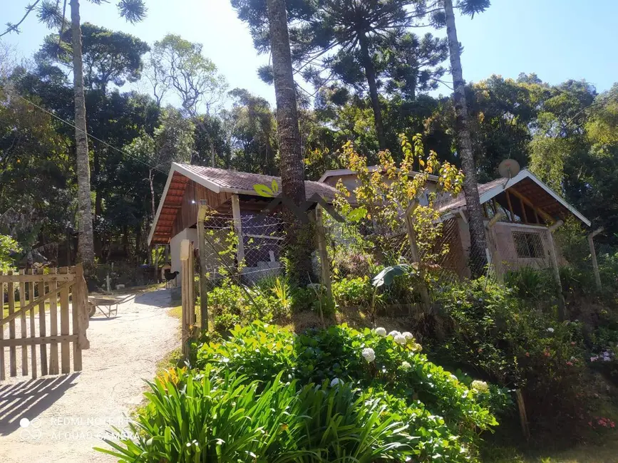 Foto 1 de Casa com 2 quartos à venda, 135m2 em Campos Do Jordao - SP