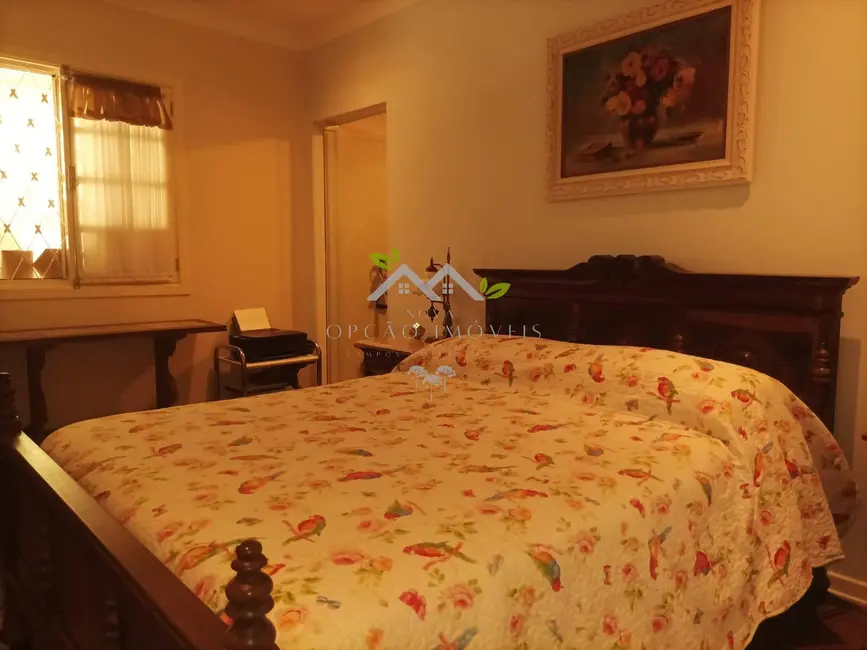 Foto 9 de Casa com 3 quartos à venda, 200m2 em Campos Do Jordao - SP