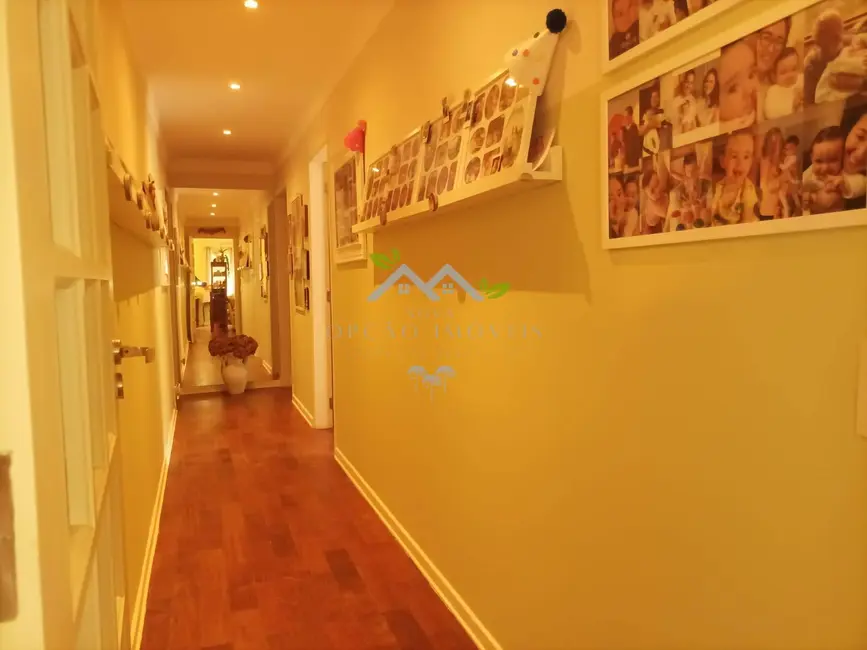 Foto 8 de Casa com 3 quartos à venda, 200m2 em Campos Do Jordao - SP