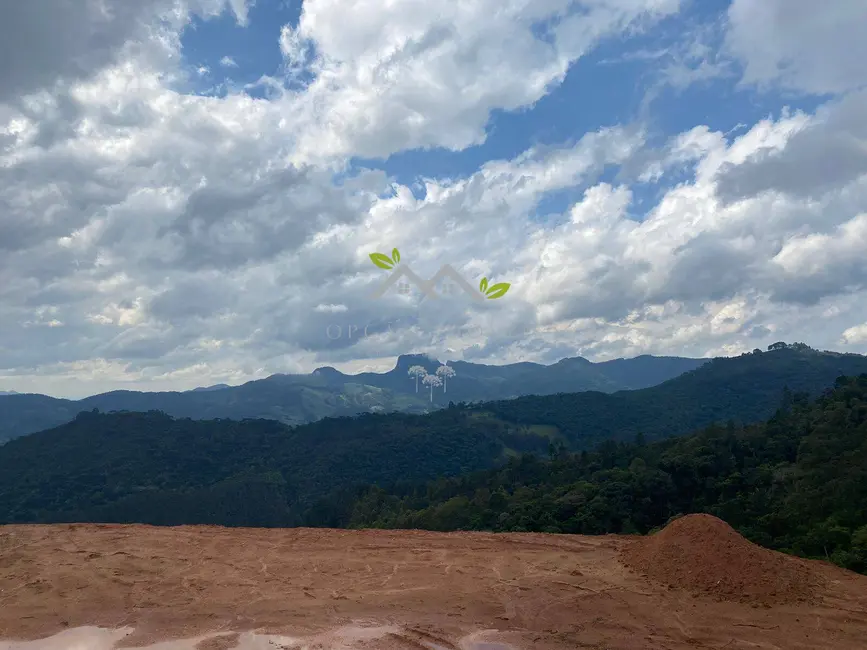 Foto 1 de Terreno / Lote à venda, 2430m2 em Campos Do Jordao - SP