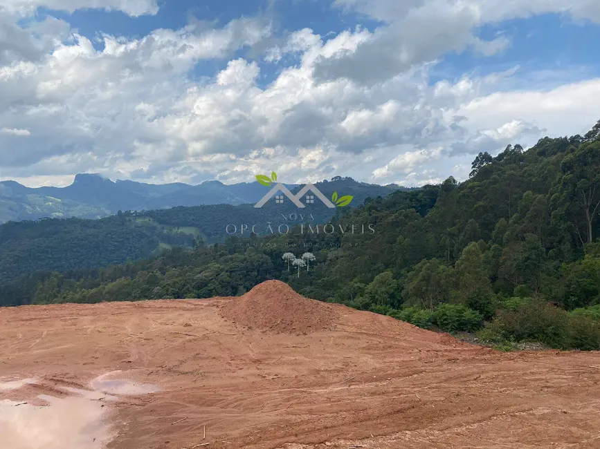 Foto 2 de Terreno / Lote à venda, 2430m2 em Campos Do Jordao - SP