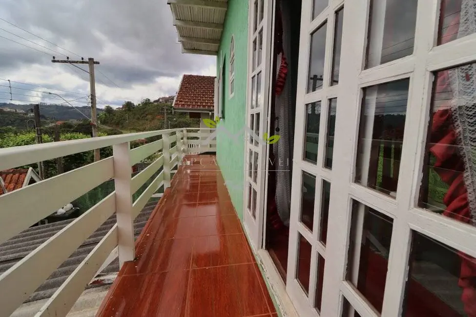 Casa com 6 quartos à venda, 184m2 em Campos Do Jordao - SP - imagem 7 Foto 7 de Casa com 6 quartos à venda, 184m2 em Campos Do Jordao - SP