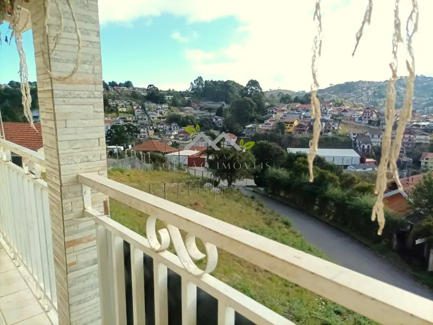 Casa com 5 quartos à venda, 350m2 em Campos Do Jordao - SP - imagem 8 Foto 8 de Casa com 5 quartos à venda, 350m2 em Campos Do Jordao - SP