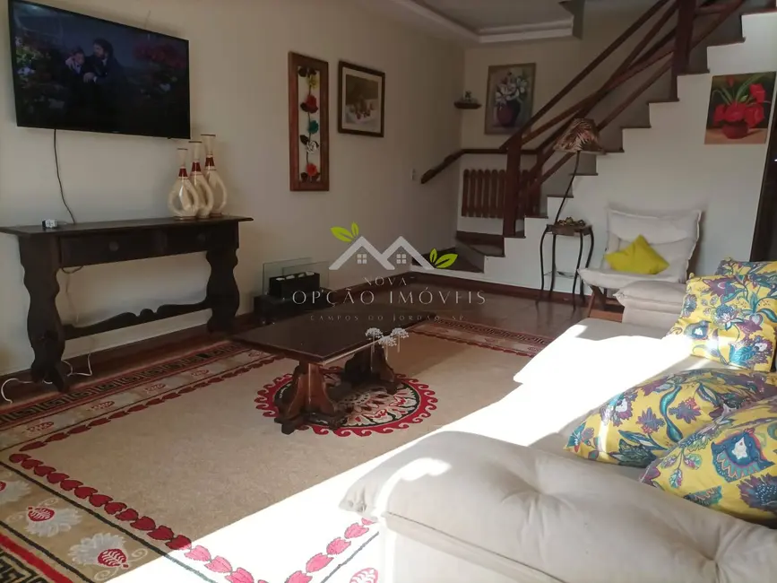 Casa com 5 quartos à venda, 350m2 em Campos Do Jordao - SP - imagem 6 Foto 6 de Casa com 5 quartos à venda, 350m2 em Campos Do Jordao - SP