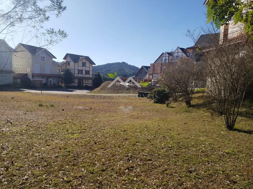 Foto 1 de Terreno / Lote à venda, 250m2 em Campos Do Jordao - SP