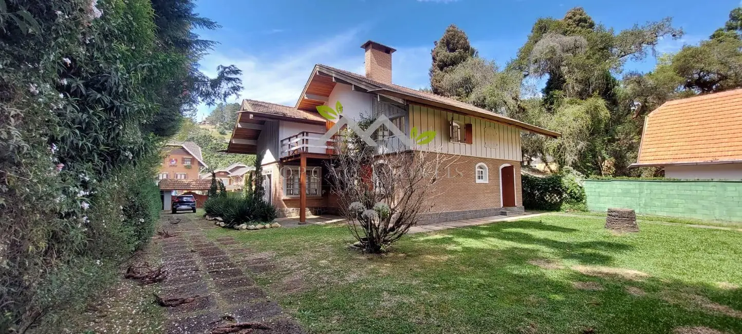 Foto 2 de Casa com 3 quartos à venda, 258m2 em Campos Do Jordao - SP