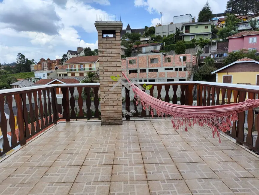 Foto 4 de Casa com 3 quartos à venda, 107m2 em Campos Do Jordao - SP