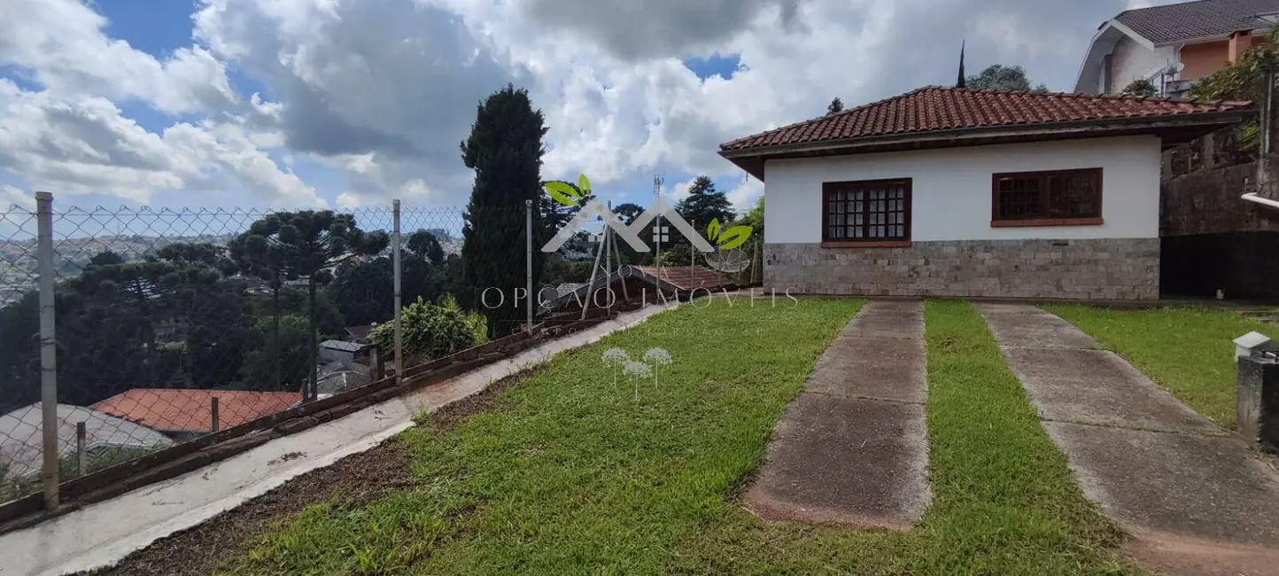 Foto 1 de Casa com 3 quartos à venda, 400m2 em Campos Do Jordao - SP