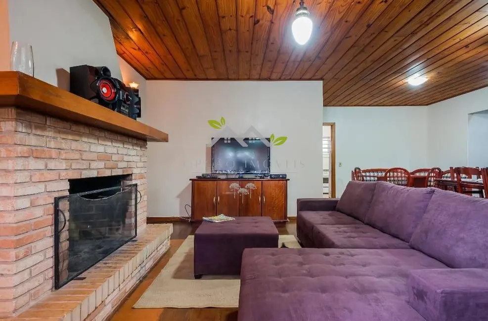 Foto 7 de Casa com 4 quartos à venda, 1000m2 em Campos Do Jordao - SP