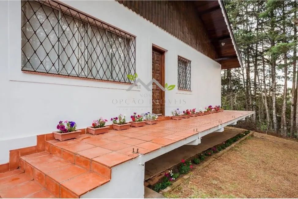 Foto 2 de Casa com 4 quartos à venda, 1000m2 em Campos Do Jordao - SP