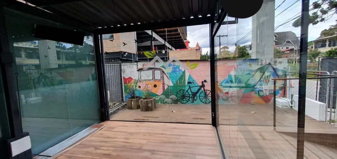 Sala Comercial à venda e para alugar, 40m2 em Campos Do Jordao - SP - imagem 3 Foto 3 de Sala Comercial à venda e para alugar, 40m2 em Campos Do Jordao - SP